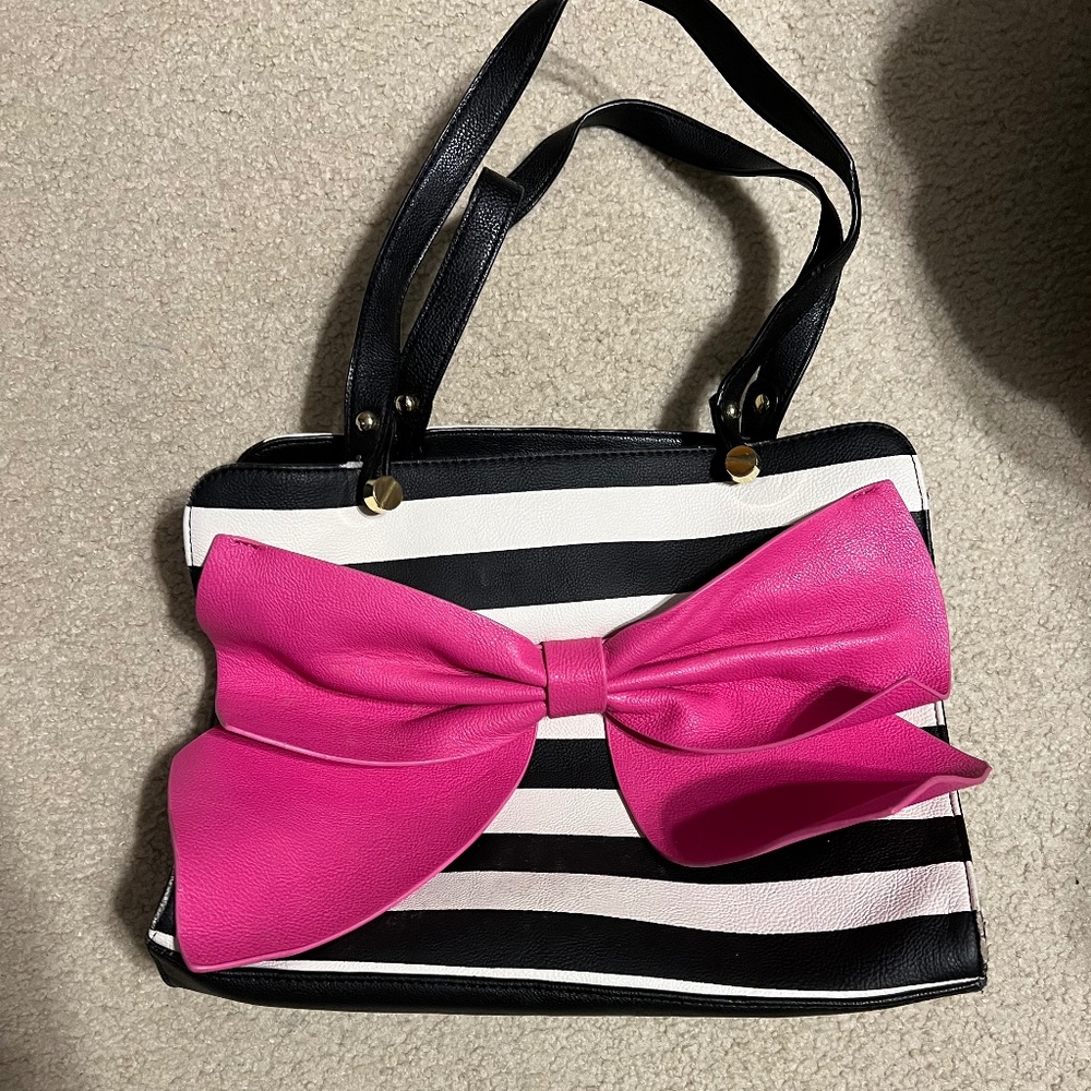 Betsey Johnson bow purse